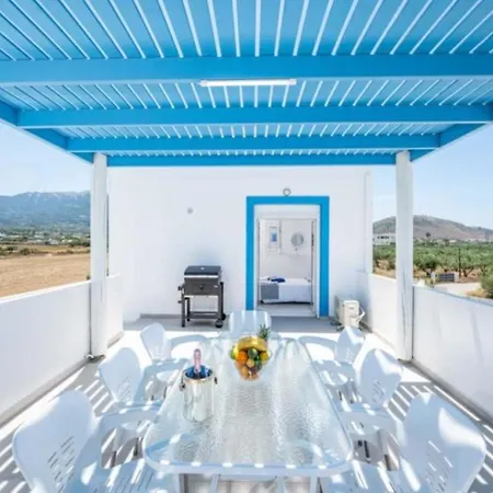 Xenos 5 With A Private Pool Near The Sea *