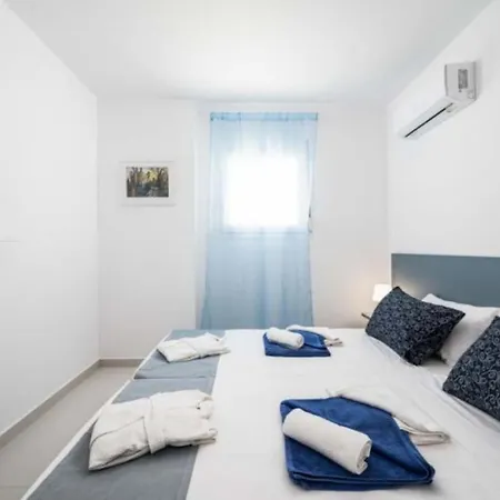 Xenos 5 With A Private Pool Near The Sea 别墅 Tigaki