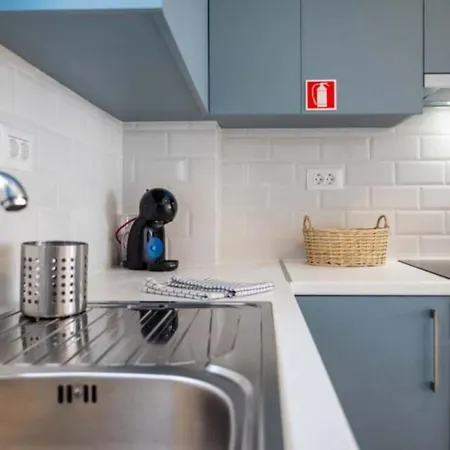 Xenos 5 With A Private Pool Near The Sea