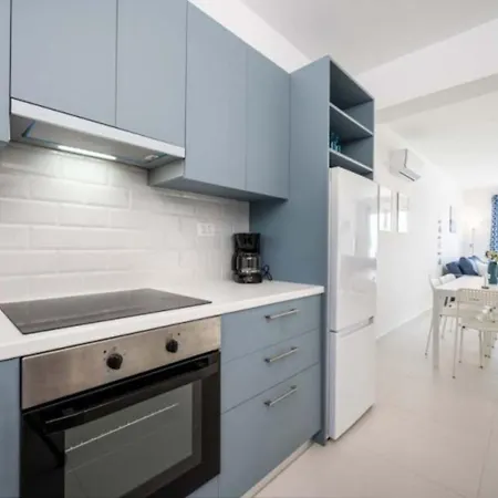 Xenos 5 With A Private Pool Near The Sea Tigaki