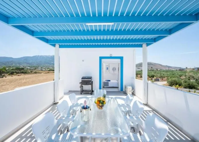 Xenos 5 With A Private Pool Near The Sea *