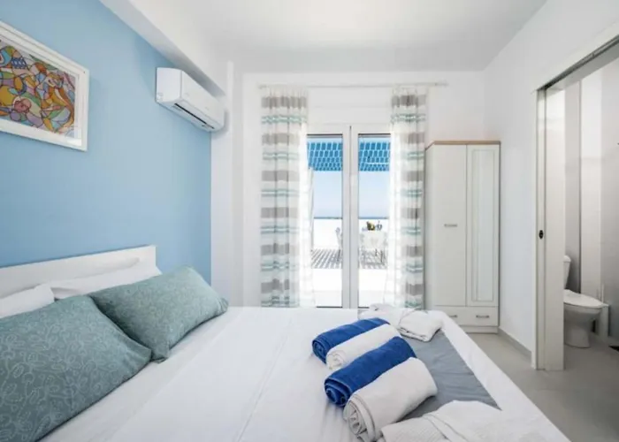 فيلة Xenos 5 With A Private Pool Near The Sea *