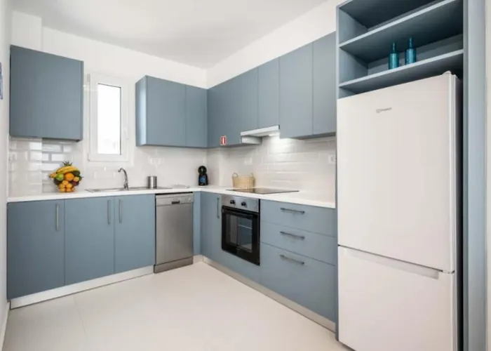 فيلة Xenos 5 With A Private Pool Near The Sea