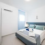 Xenos 5 With A Private Pool Near The Sea 빌라 Tigaki
