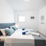 Xenos 5 With A Private Pool Near The Sea 빌라 Tigaki