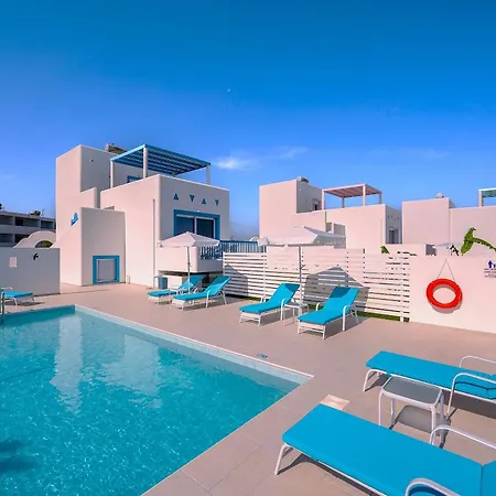 Xenos 5 With A Private Pool Near The Sea * Tigaki