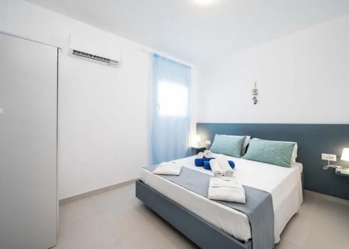 Xenos 5 With A Private Pool Near The Sea וילה Tigaki