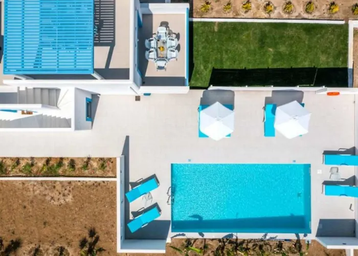 Xenos 5 With A Private Pool Near The Sea וילה *